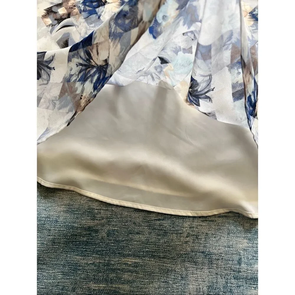 White House Black Market Ivory Blue Geometric Floral Print Sleeveless Blouse L